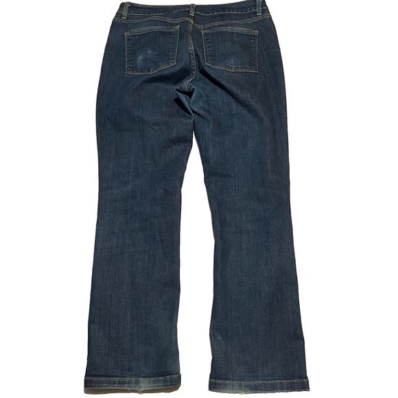 L.L.Bean Women's 10P Classic Fit True Shape High-Rise Straight Leg Jeans - Picture 10 of 12